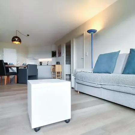 1 Bedroom Stunning In Lejlighed Oostende